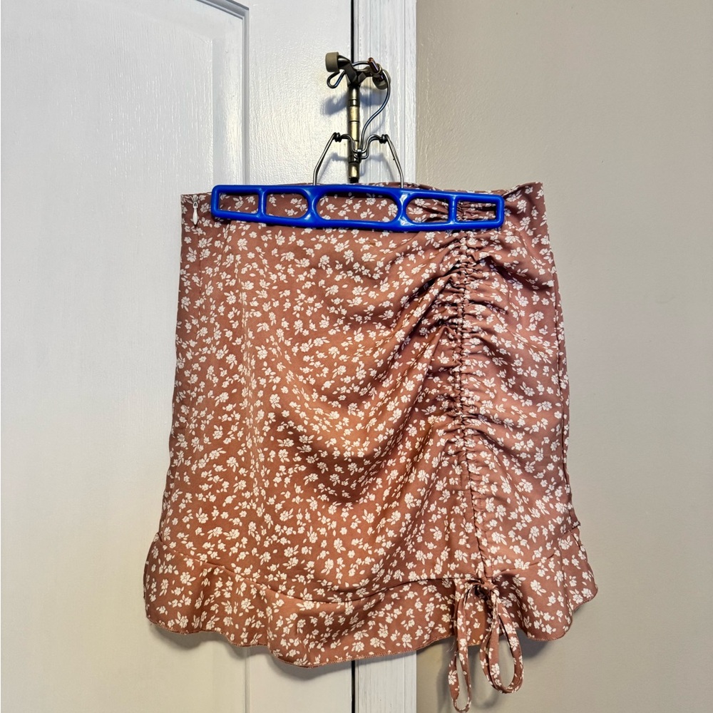 SHEIN Floral Ruched Mini Skirt Pink